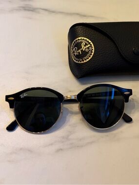 Ray-Ban Black and Gold Round Metal Sunglasses with Black Case